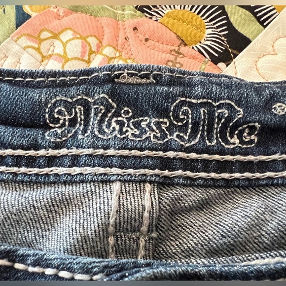 Miss Me Embellished Angel Wings Mid Rise Boot Jeans 30/34*** 😇 - Picture 4 of 15
